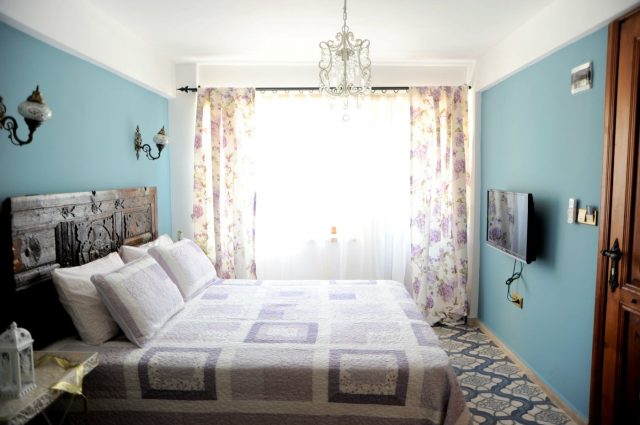 Hotel Room 2